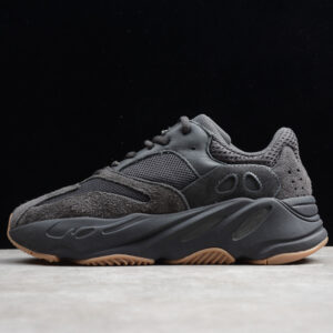 Yeezy Boost 700 Brown FV5304