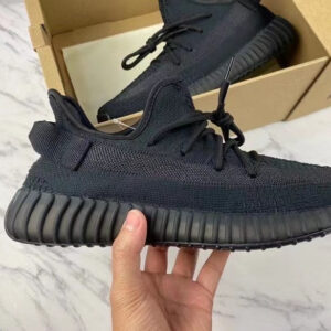 Yeezy Boost 350 V2 Onyx HQ4540