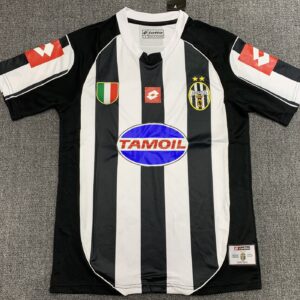 Juventus Home Retro Jersey 2002/03