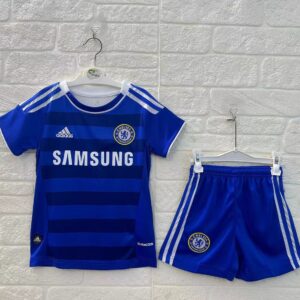 Chelsea Home Retro Kids Suit 2011/12