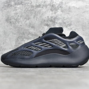 Yeezy Boost 700V3 Black H67799